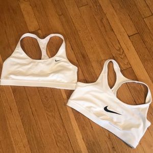 Nike sports bra bundle